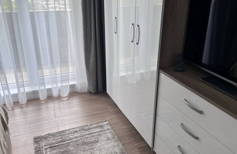 Vermietung einer gemütlichen 2-Zimmer-Wohnung mit separater Küche und Balkon, in Bukarest, Rumänien